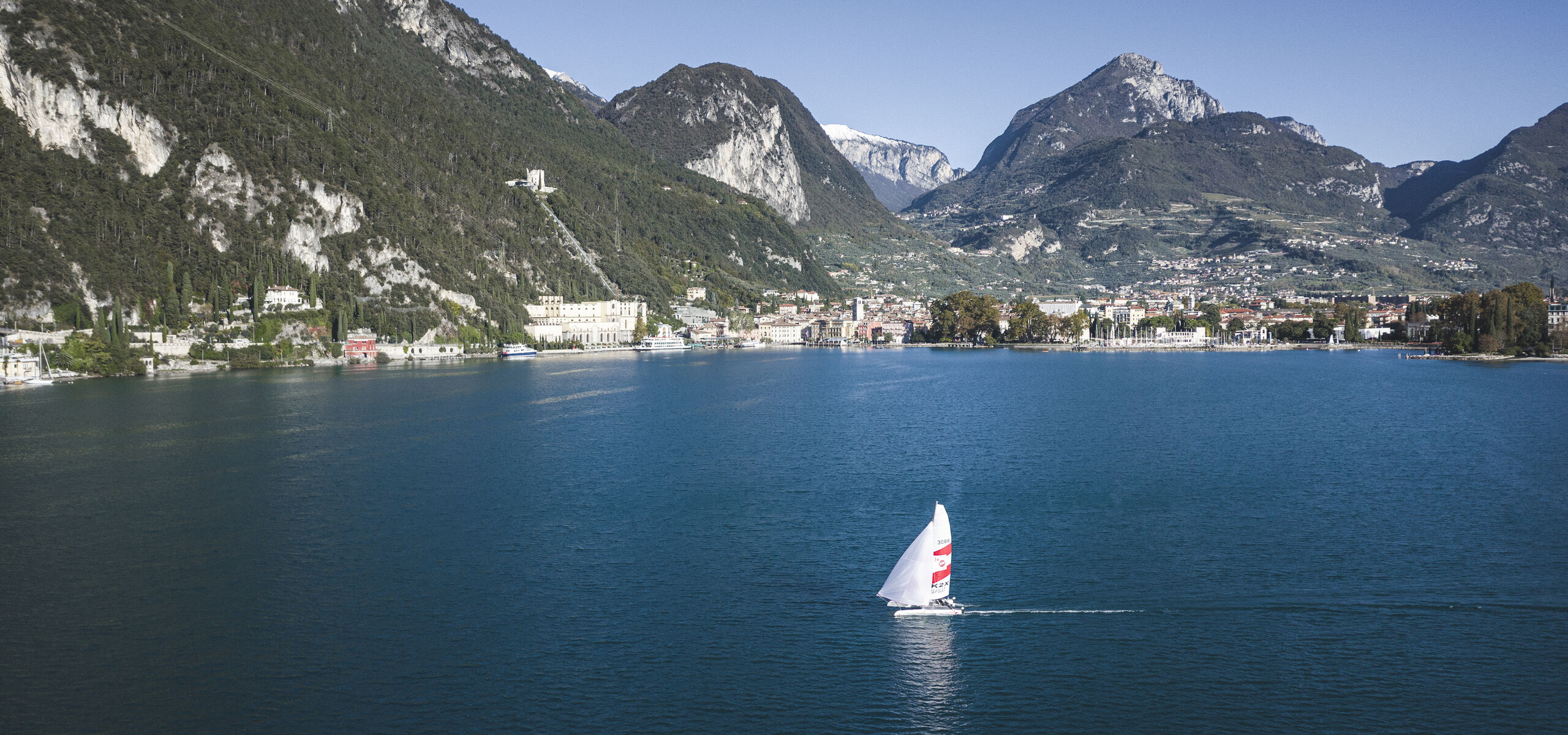 Vela e windsurf sul Garda Trentino