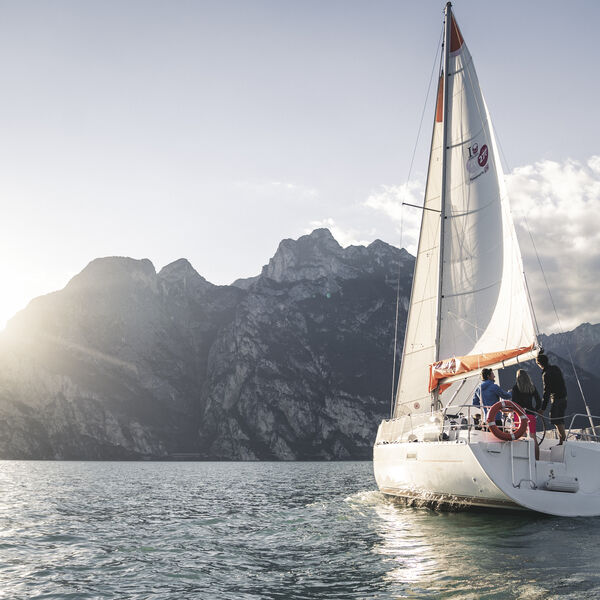 Vela e windsurf sul Garda Trentino